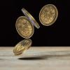 Sureio 20 Pcs Yes No Challenge Coin Decision Maker Lucky Coin Kindness Coins Collector's Medallion Souvenir Divination Flip Metal Coins Holiday Office Gift Party Game Supplies (Gold) view 3