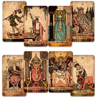 CRAFTERIAN Classic Tarot Set - 78 Gold-Edged Classic Cards with Guidebook - Perfect for Beginners - Sleek Light Deck & Comprehensive Manual - Authentic Tarot Experience.