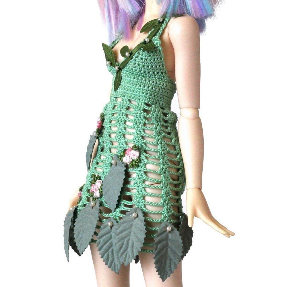 Minifee dryad dress, 1:4 scale doll outfit, crochet green fairy costume leaf