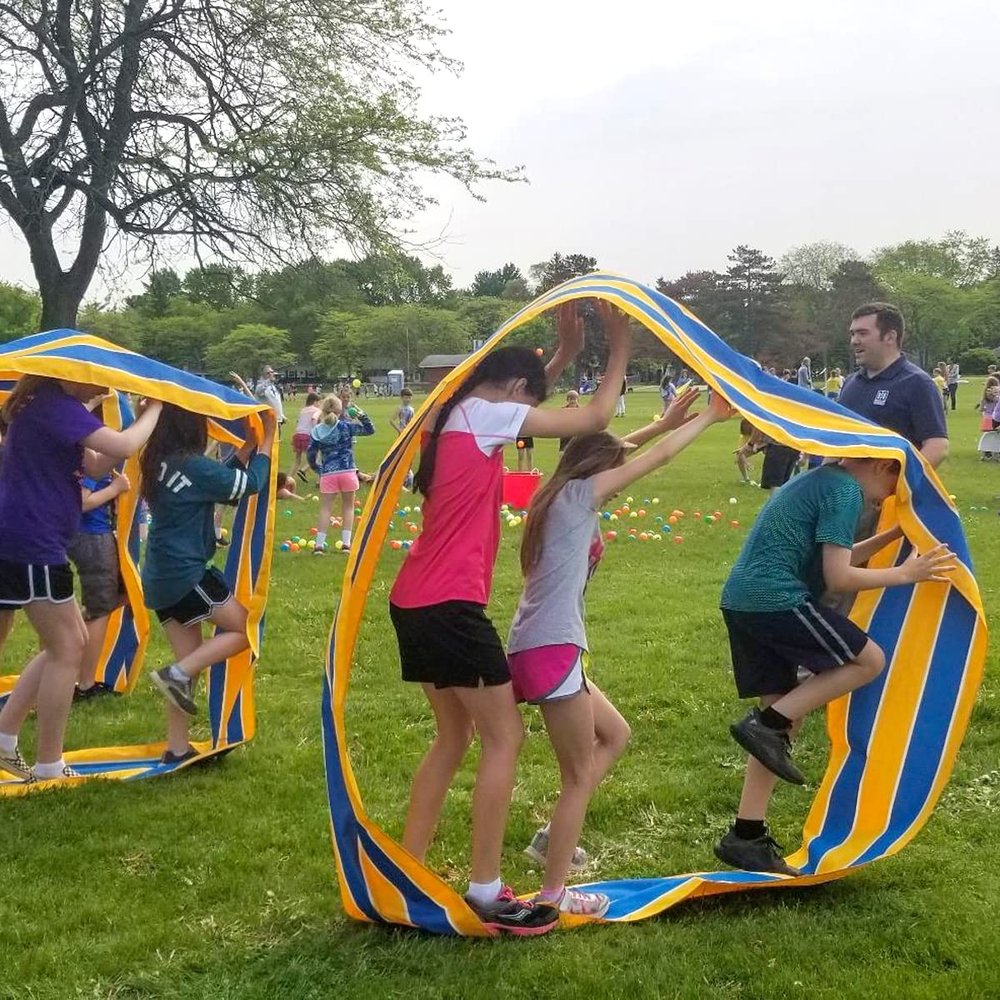 KINDEN Teamwork Games Run Mat - 2 Packs Teamwork Games Group Learning Activity Fun Playing Run Mats for Adults Kids Family Field Day Backyard Playground Birthday Party Games