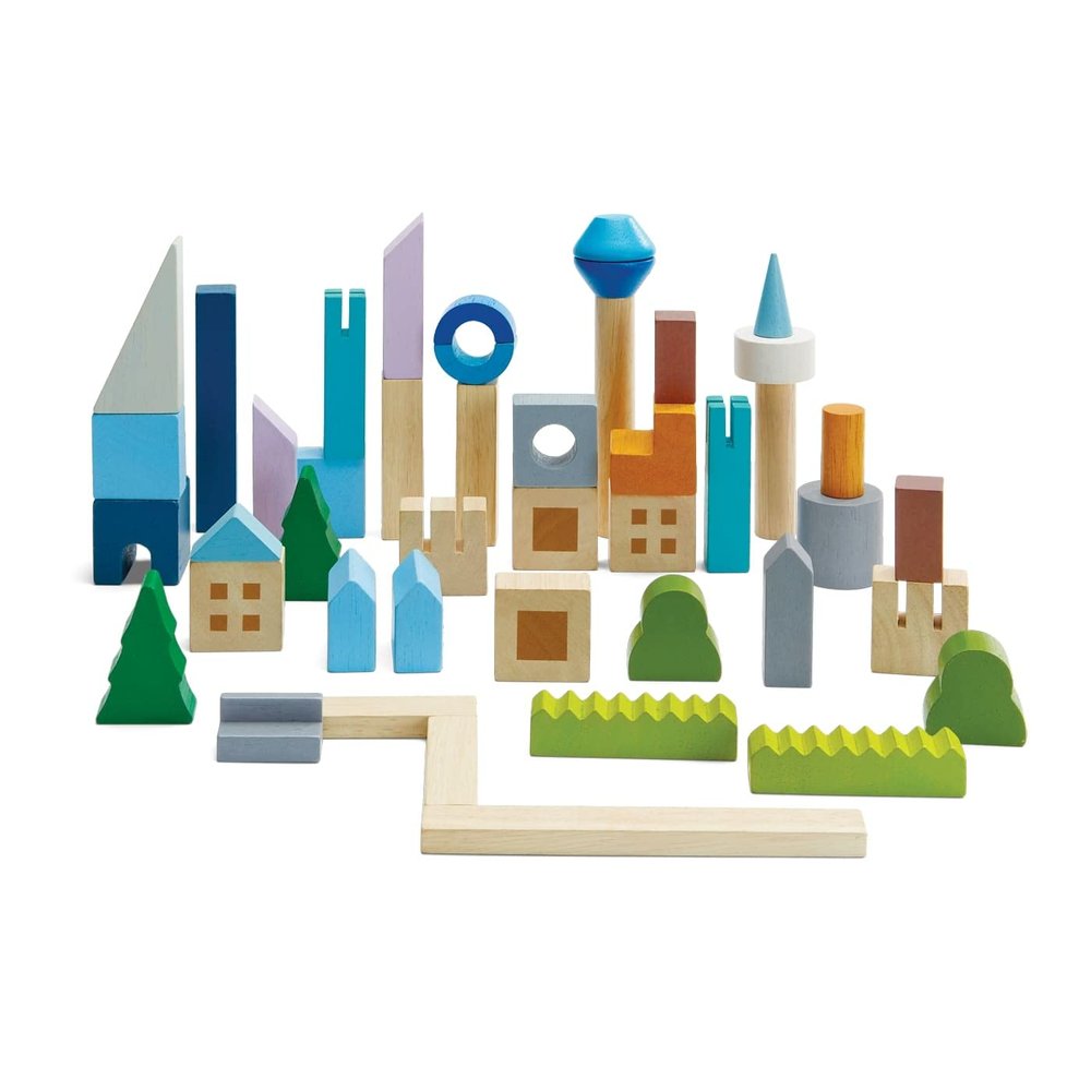 PlanToys Urban City Blocks Wooden Montessori Construction Set | Imagination, Creative Play and Early Language Exploration | Eco Friendly Building Block Set with 45 Pieces