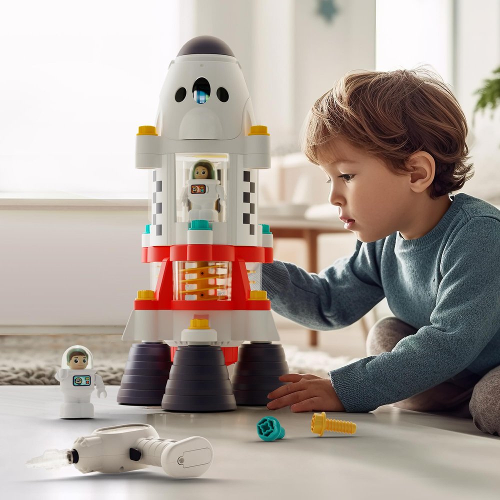 iPlay, iLearn Rocket Outer Space Toys, Kids Spaceship Playset with Space Shuttle, Electric Drill, 2 Astronauts, Educational STEM Take Apart Adventure Gift for 3 4 5 6 7 8 Year Old Boy Girl