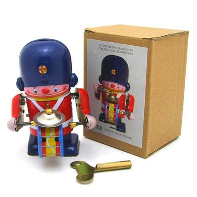 Charmgle Retro Tin Toy Gonging & Drumming Robot Adult Collection Walking Adorable Toy Spring Wind-Up Toy Home Decorations Playthings