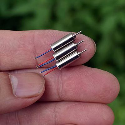 5 adet Mini 4mm * 12mm ekirdeksiz Motor DC 3.7V 68000RPM Ultra yksek hzl gl manyetik ekirdeksiz Motor RC Drone uak