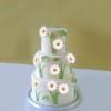 20PCS Daisy Cupcake Toppers Artificial 3D White Daisy Cake Toppers for Girls Birthday Cake Decors Baby Shower Flower Party White Daisy Confetti Table Decorations Supplies view 3