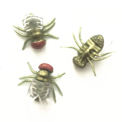 Cooplay 30pcs Fake Green Fly Flies Bug Plastic Mock Insects Reptile Joke Toys Prank Scary Trick Tricky Brains for Halloween Party