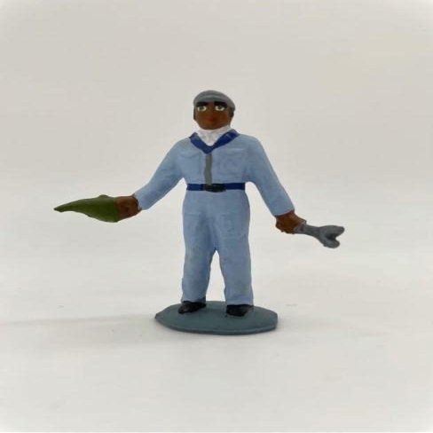 F970 Greenhills Vintage Mechanic for Scalextric Carrera etc 1.32 Scale - NEW