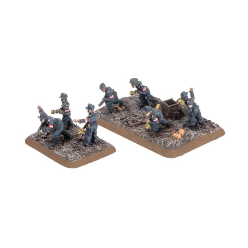Flames of War: Late War German: Hitlerjugend Platoon (32 Figures)