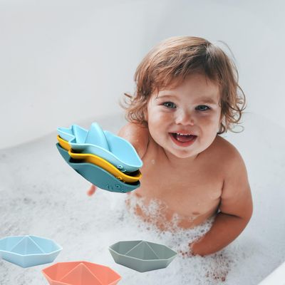 Bath Toys for Toddlers, Bathtub Toddler Toys for 1 2 3 4 Year Old Boys Girls Gifts, Baby Bath Tub Pool Water Toys, Cute Floating Boat for Toddlers Age 1-2 2-4, Shark Boat and Origami Boat