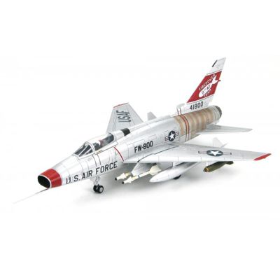 FMOCHANGMDP Fighter 3D Puzzles Plastic Model Kits, 1/32 Scale F-100C Super Sabre Fighter Model, Adult Toys and Gift, 17.7 X 13.7Inchs