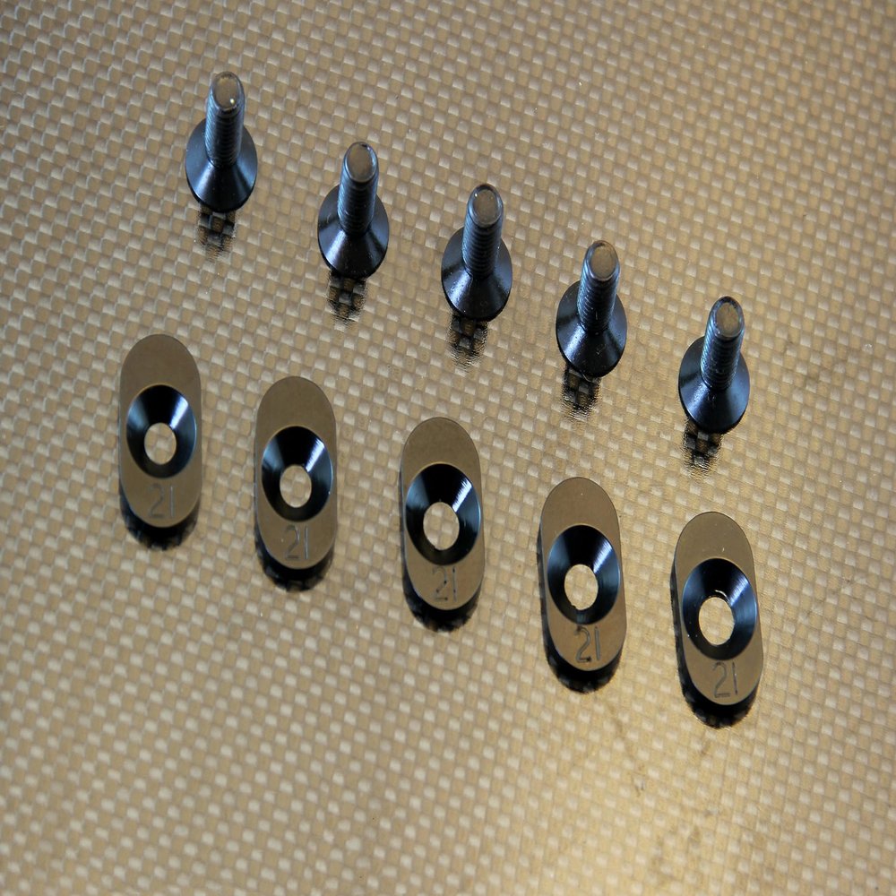 GTBRacing 1/5 RC Car LOSI 5IVE-T 19T Engine Mount Inserts & Screws Set (19T)