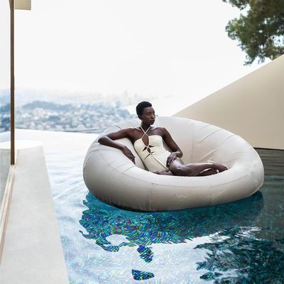 California Sun Cucciolo Round Luxury Inflatable Fabric Sun Lounger Pool Float Chaise - Poolside Lounge Chair - Deluxe Ultra-Wide Floating Island Day Bed (Beige)