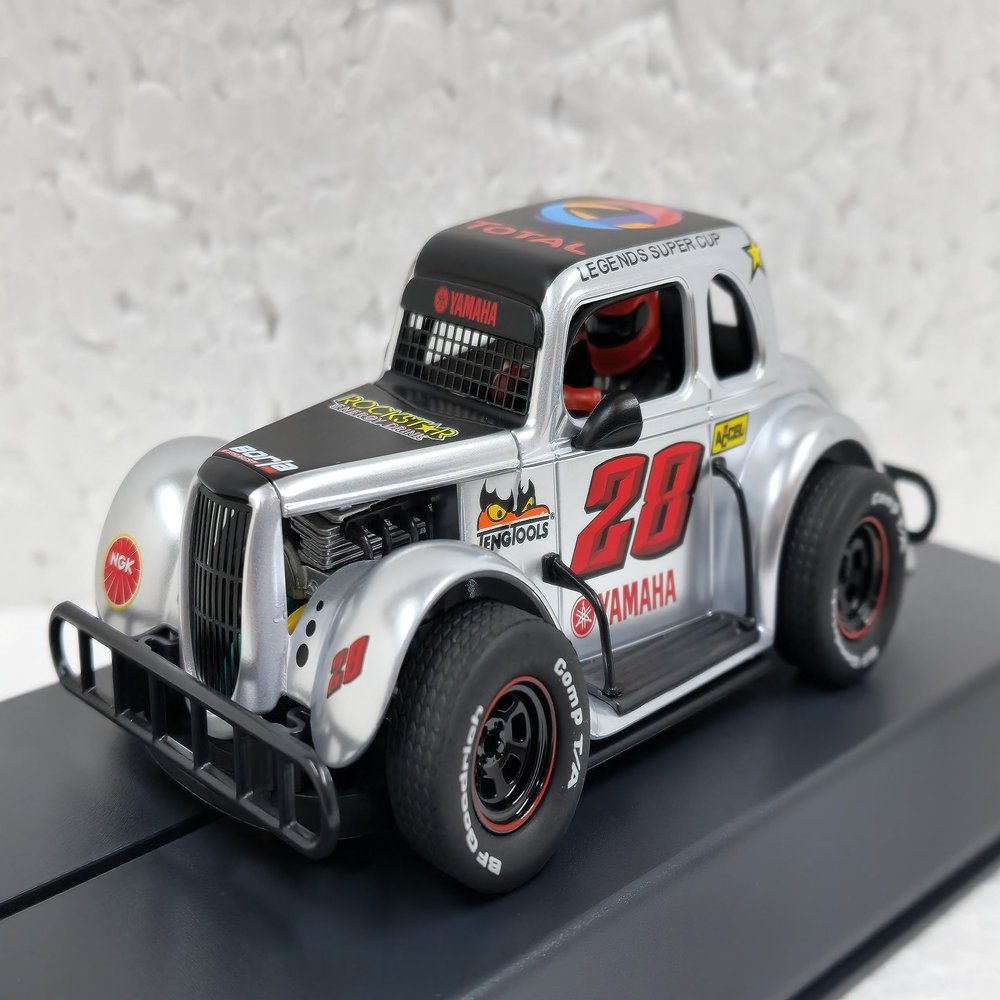 Pioneer Legends Racer P127 '34 Ford Coupe Silver, #28 1:30 Slot Car