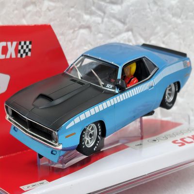 SCX U10441X300 Plymouth Trans Am AAR CUDA 1970 1:32 Slot Car (Fire Blue Metallic)