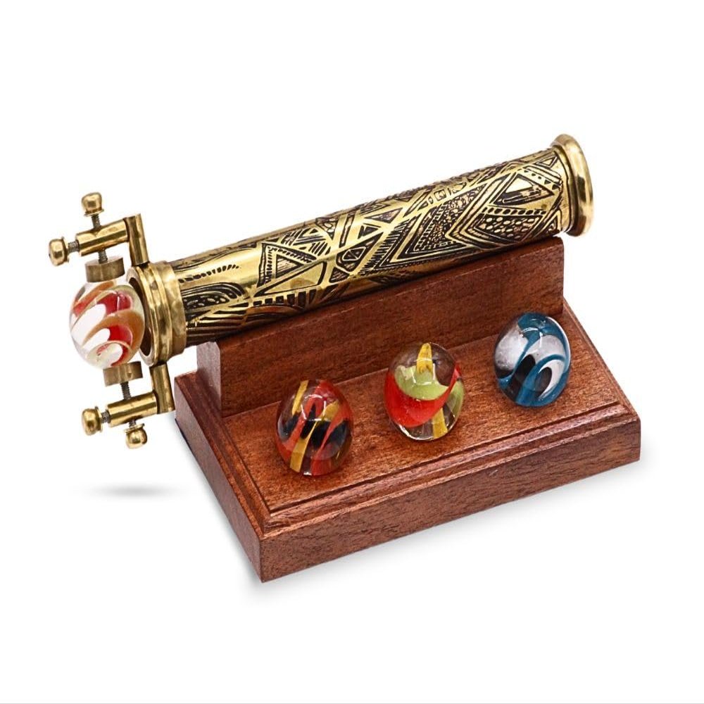 Brass Kaleidoscope | Vintage Antique Etched Brass Design | Interchangeable Marble Scope | Includes Wooden Display Stand | 8x3x3 Inches | Perfect for Collectors, Home Decor & Nautical Gift