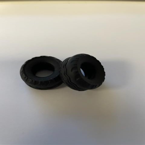 Greenhills Repro Griptrack tyre pair for Scalextric Datsun 4 x 4 trucks - NEW - G3640-1