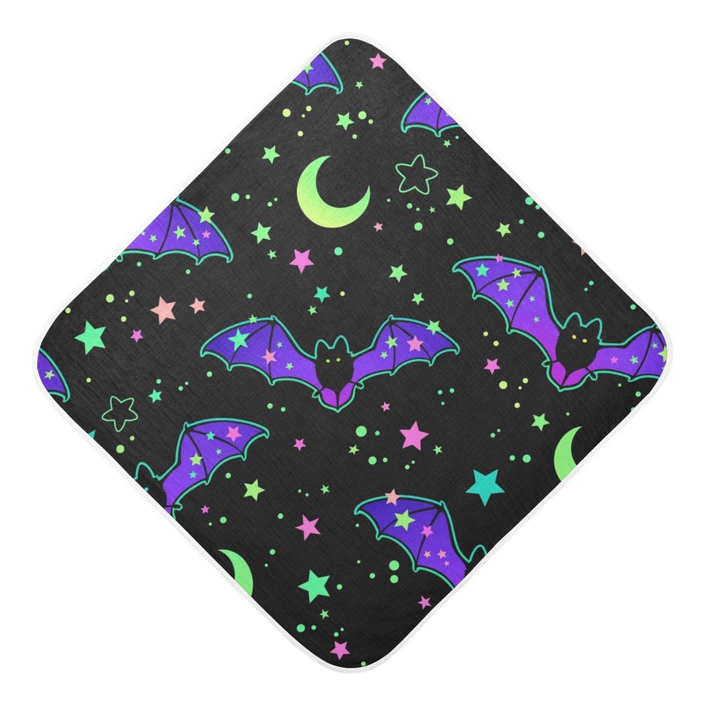 YETTASBIN Halloween Bat Baby Towel, Ultra Soft Absorbent Cotton Baby Hooded Bath Towel for Newborn Baby Boy Girl, Toddler, Infant Registry Gift - 35 x 35 Inch