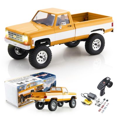 BEEZRC FMS 1/18 RC Crawler FCX18 Chevy K10 RC Truck RTR RC Car Official Licensed Model car 8km/h 4WD 900mAh Hobby RC Cars Remote Control Car with LED Lights Vehicle 4-Ch 2.4GHz Transmitter(Yellow)