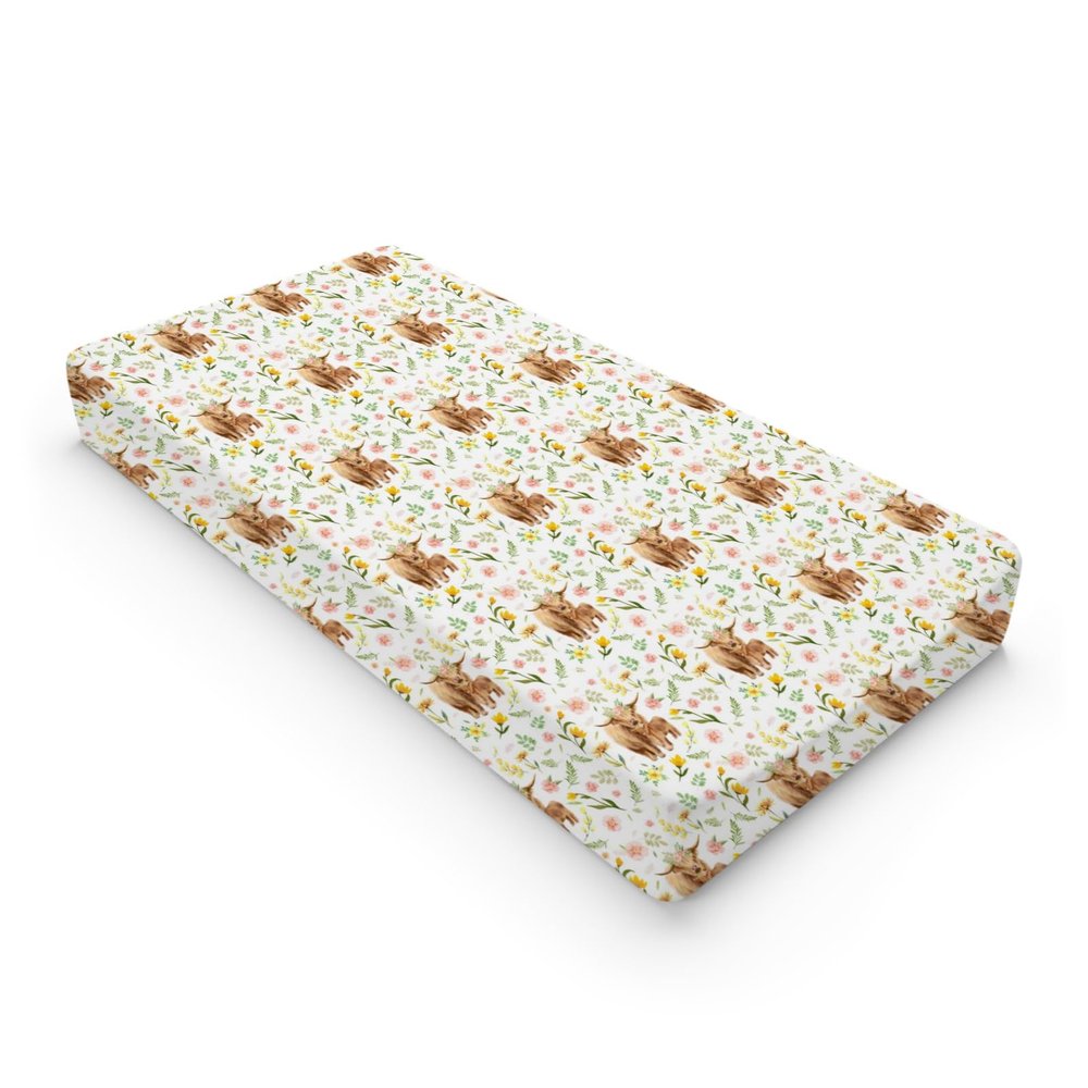 Highland Cows Boho Floral Changing Pad Covers Highland Yak Retro Flowers Change Table Pad Cover for Boys Girls Farm Animal Soft Stretchy Snug Fitted Diaper Changing Mat Sheets Cover 32''x16''