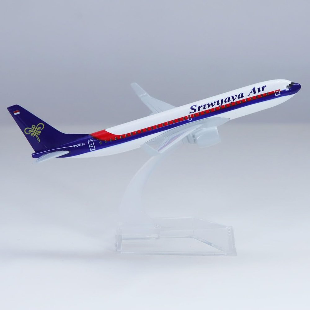 yuanpulalala 1/246 Boeing 16cm Aircraft Model B737 Sriwijaya Air Metal die-Casting Static Collection and Display Gift