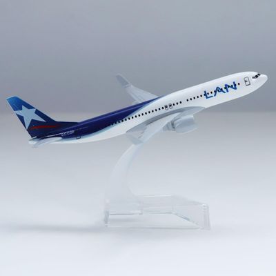yuanpulalala 1/246 Boeing 16cm Aircraft Model B737 LAN Air Metal die-Casting Static Collection and Display Gift
