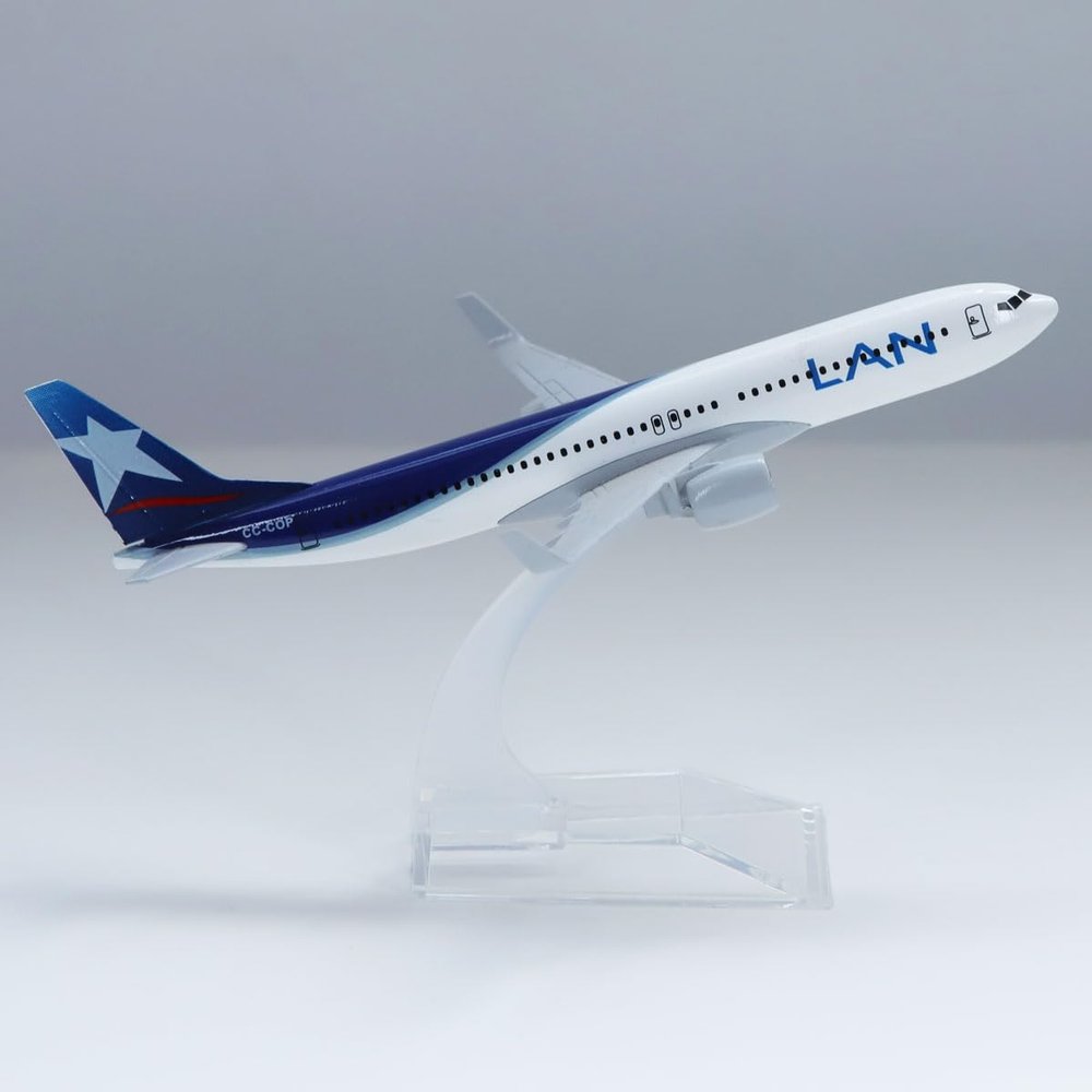yuanpulalala 1/246 Boeing 16cm Aircraft Model B737 LAN Air Metal die-Casting Static Collection and Display Gift