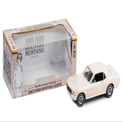 Greenlight 1:18 1967 for Mustang Coupe She Country Special - Bill Goodro, Denver, Colorado - Bermuda Sand 13642 [Shipping from Canada]