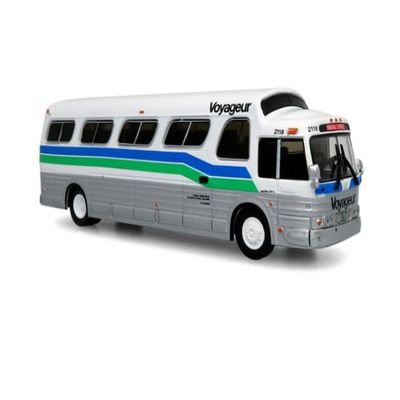1966 GM PD4107 Buffalo Coach Bus Voyageur Colonial Destination: Montreal Express (Quebec, Canada) Vintage Bus & Motorcoach Collection 1/87 Diecast Model by Iconic Replicas 87-0287