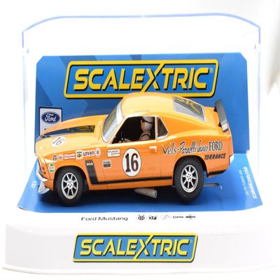 Scalextric Ford Mustang Boss 302 George Follmer #16 1:32 Analog Slot Race Car C4455