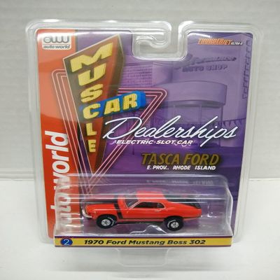 Auto World SC394-2B Muscle Car Dealerships 1970 Mustang Boss 302 HO Scale Electric Slot Car - Red Orange with Black