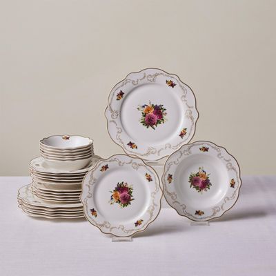 Karaca Forever Bone China Antique 24-Piece Dinner Set for 6 People, Multicolor Floral Dinnerware Set, Lightweight Fine China Plates and Bowls, Microwave and Dishwasher Safe Tableware