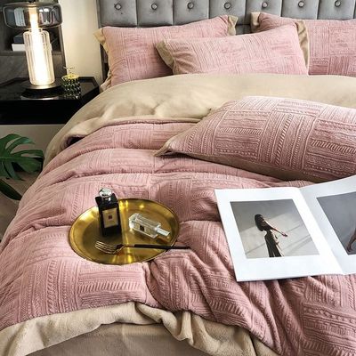 Carved Milk Velvet Bed Four-Piece Thick Velvet Coral Velvet Double-Sided Velvet Winter Quilt Cover (Color : Roze, Size : 1.8M)