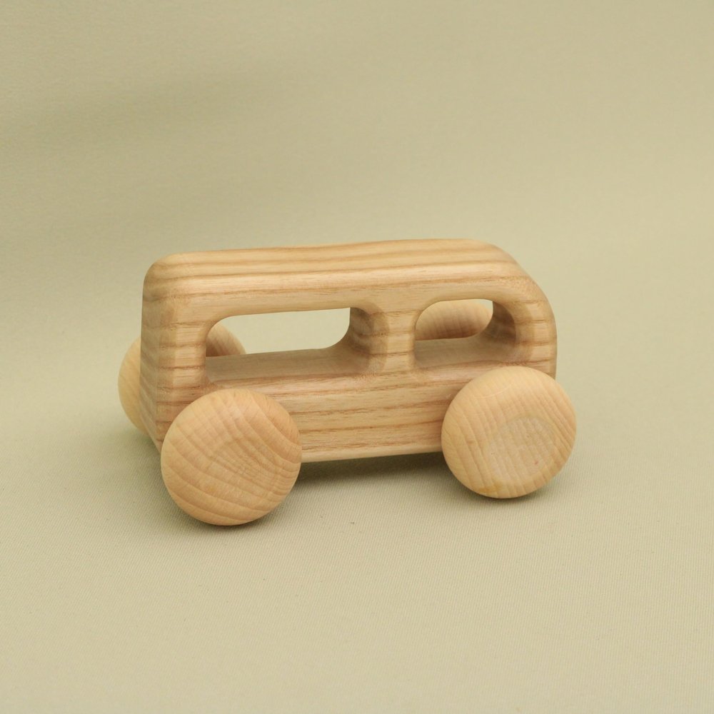 Free Shipping Natural Cookie Car, DC11 : Eco-Friendly Gift with Montessori and Waldorf Educational Influence Lotes Toys Baby Gift