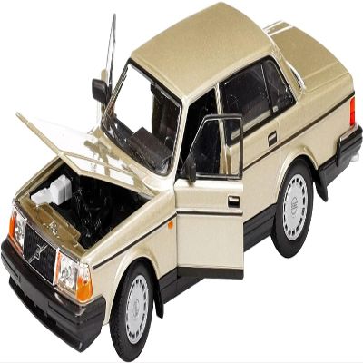 240 GL Gold Metallic NEX Models 1/24 Diecast Model Car by Welly 24102gld