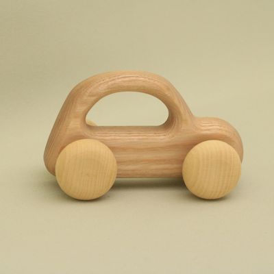 Free Shipping Natural Baby Car Retro I, LBC41 : Eco-Friendly Gift with Montessori and Waldorf Educational Influence Lotes Toys Baby Gift