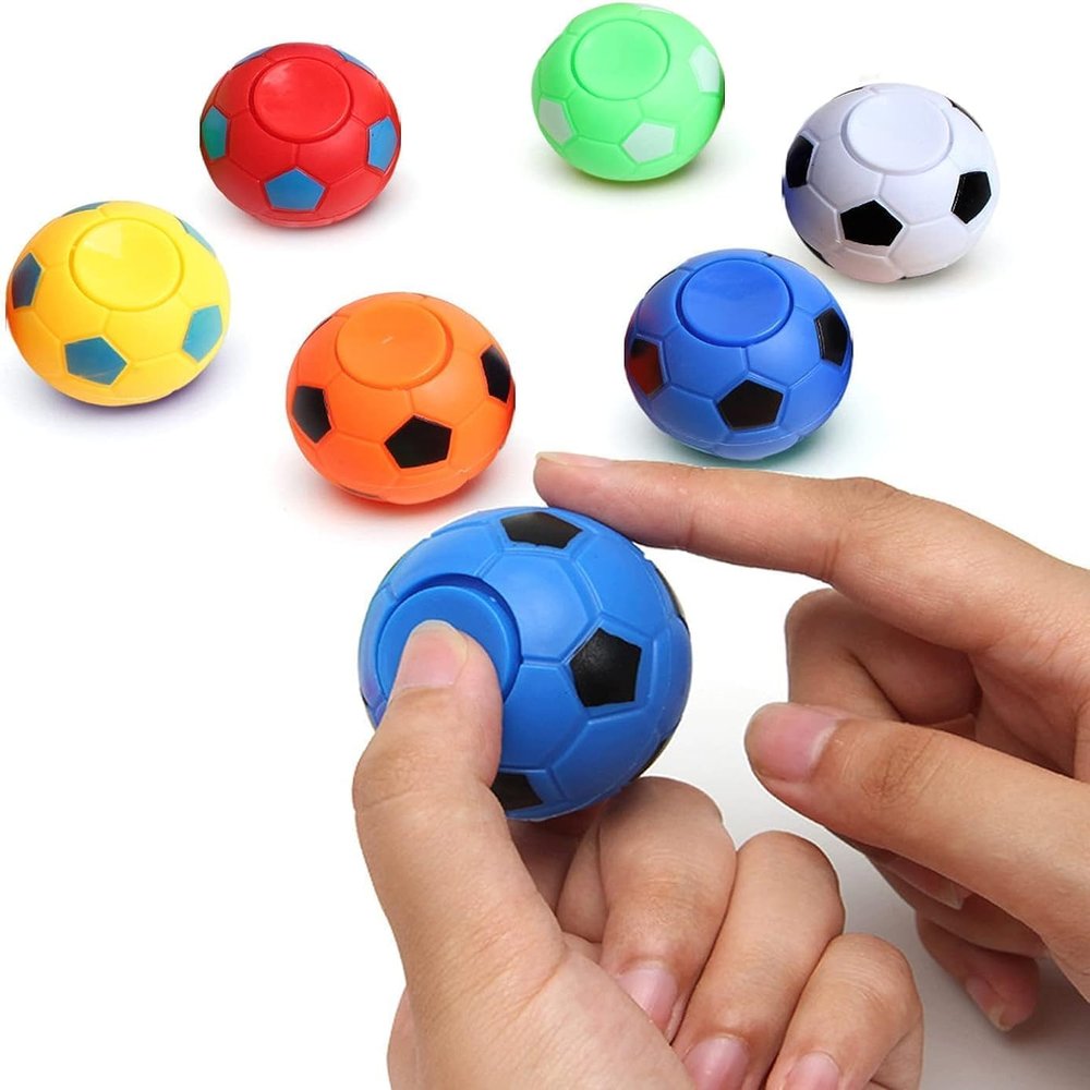 6Pc Random Color Soccer Ball Fidget Spinners -Hand Fidget Spinner Soccer Balls,Stress Relief Football Tools 3.5/5.5cm Rotatable Fidget Soccer Balls,Relief Vent Props,Novelty and Gag Prop