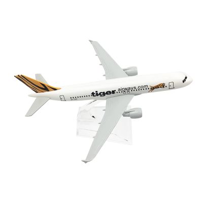 ZEZEFUFU 1/400 Scale Alloy Aircraft Singapore Tiger A320 Plane Model Home Office Decoration Gifts