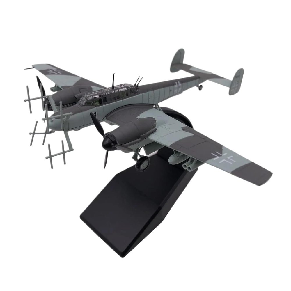 Alone at Home Toy Man's Table Boys BF 110 Aircraft Model 1:100 Model Army Aircraft Model