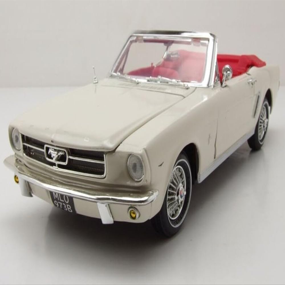 1964 1/2 Convertible White with Red Interior 007 "Goldfinger (1964) Movie Collection Series 1/18 Diecast Model Car by Motormax 79833JB