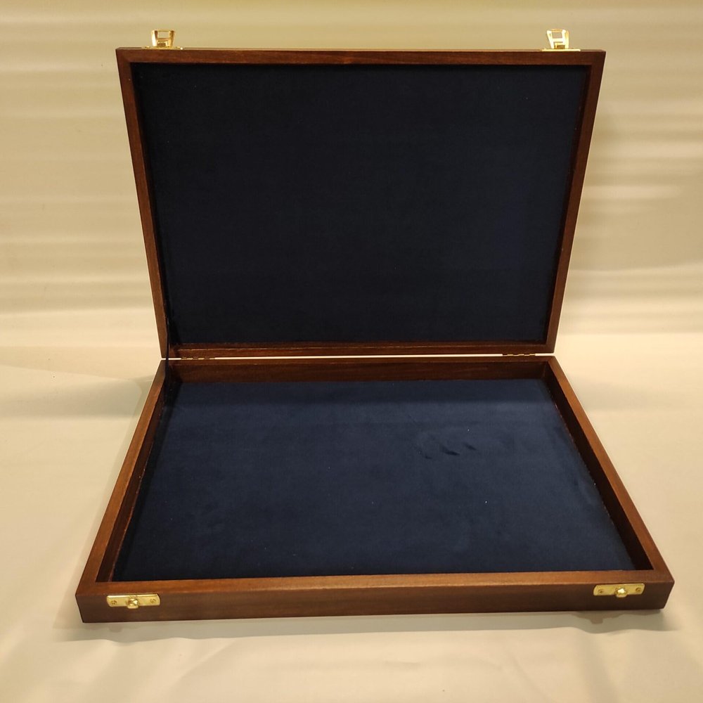 Personalised Wooden Case for MasterPhil Numismatic Trays Velvet Interior