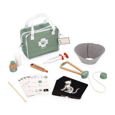 Janod Pretend Play Vet Suitcase 15-Piece Role Play Veterinary Kit in Durable Zip-Up Cloth Case with Badge, X-Rays, Prescription Cards & Pet Care Tools Ages 3+ - J06466