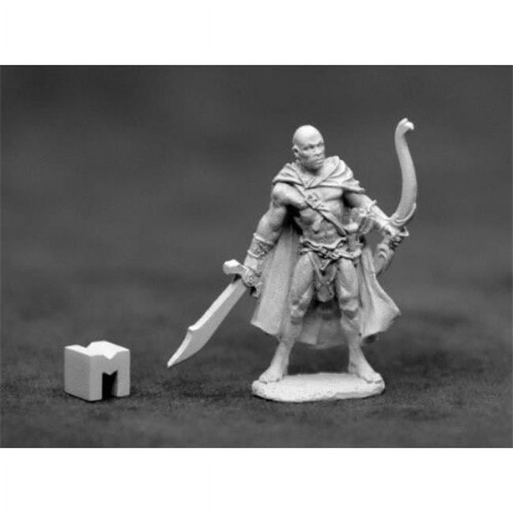 212 Main Dark Heaven Legends Ogana Savannah Ranger Miniature