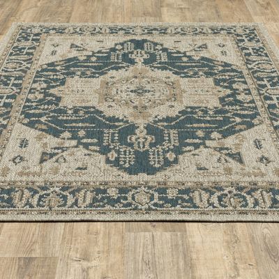 HomeRoots 506954 3 x 5 ft. Oriental Stain Resistant Indoor & Outdoor Rectangle Area Rug Grey