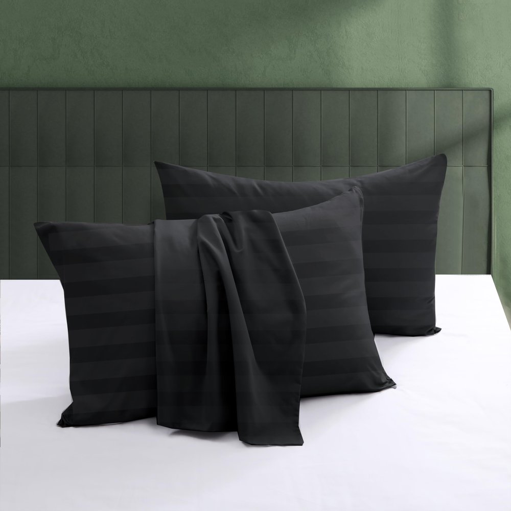 100% Egyptian Cotton Zippered Toddler Pillowcases Set of 2, 600 Thread Count Small Pillow Cases, Super Soft and Breathable Pillow Protector, 13x18 Inches (Stirpe Black, Toddler)