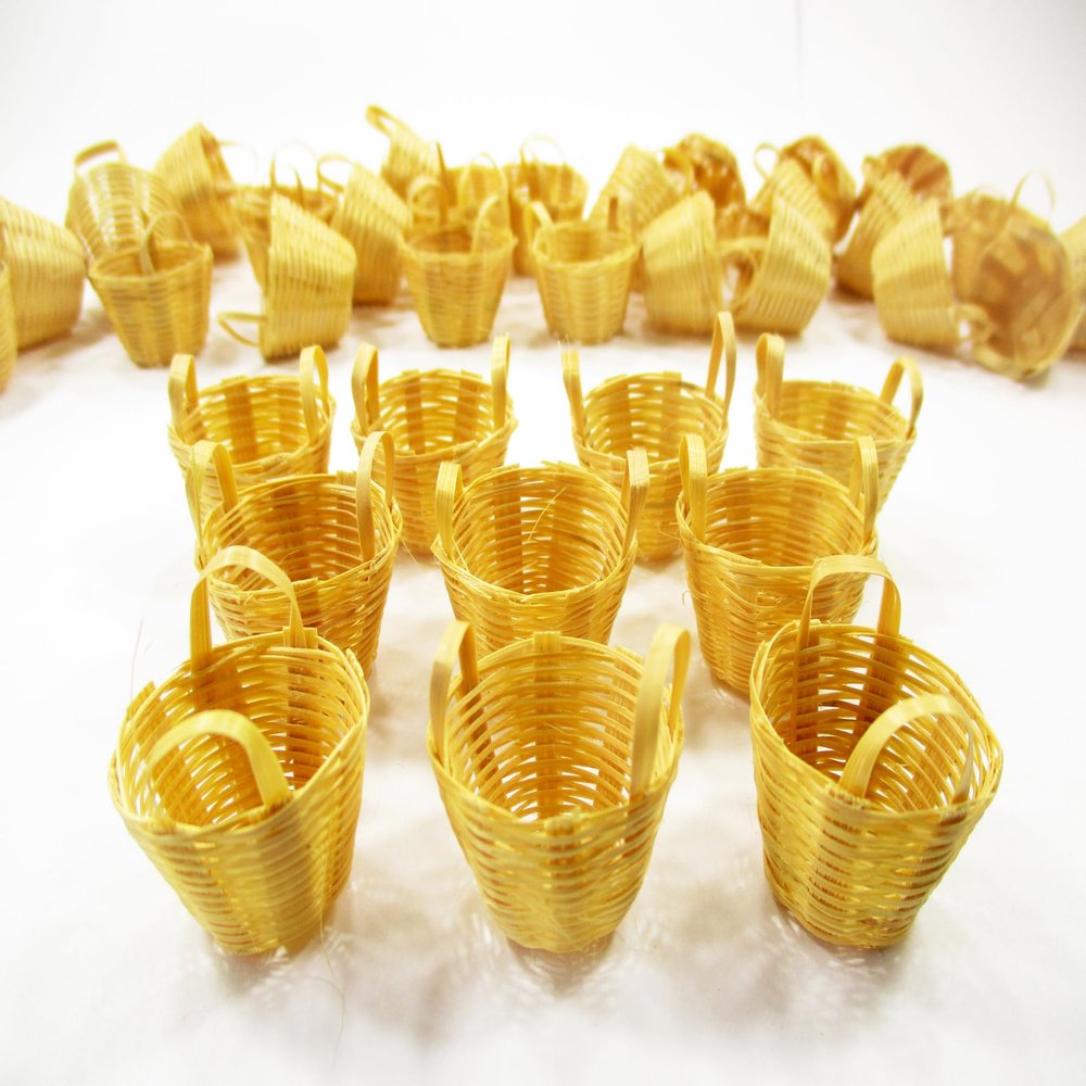 10 Bamboo Wicker Holder Basket Fruit Vegetable Picnic Dollhouse Miniature 16761, Small, Brown