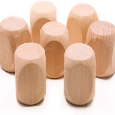 10Pcs Wooden Dice, 6 Sided Blank Dice Round Corner Cube DIY Graffiti Crafts Board Game Party Supplies Standard Game Accessories (1.8cm)