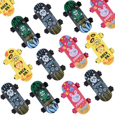 HILAZA 16Pcs Skateboard Erasers for Kids, 3D Cute Novelty Erasers Fun Pencil Erasers for School Classroom Rewards Party Favors