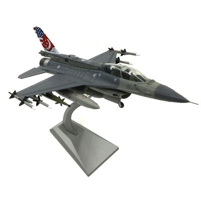 GeRRiT 8.1 1/72 Scale F-16D Fighter Model Airplane Aircraft Model Jet Collectibles Diecast Plane Model for Collection Gift Ornament