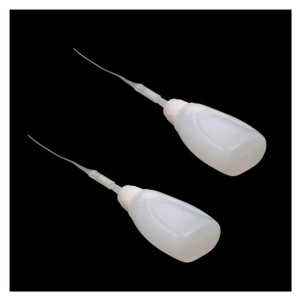 CRUMPS 2PCS Smoke Generator Liquid Oil 20ml Plastic Bottle Smoky Gearbox Fuel Compatible with Heng-Long RC Tank Model Tracked Tractor Excavator