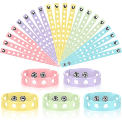 Aoriher 20 Pcs Silicone Charm Bracelets Valentines Day Gifts for Kids Silicone Wristband 100th Day of School Gift Adjustable Rubber Bracelet with Holes for Boy Girl (Candy Color)